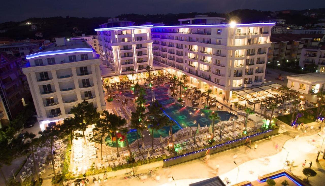 Kk Fafa Apartments Golem  Ngoại thất bức ảnh