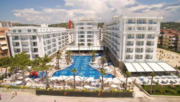 Kk Fafa Apartments Golem  Ngoại thất bức ảnh